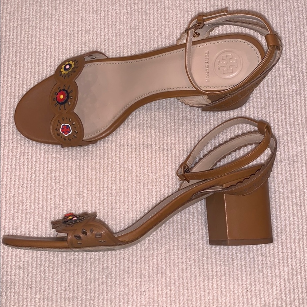 Tory Burch tan sandals